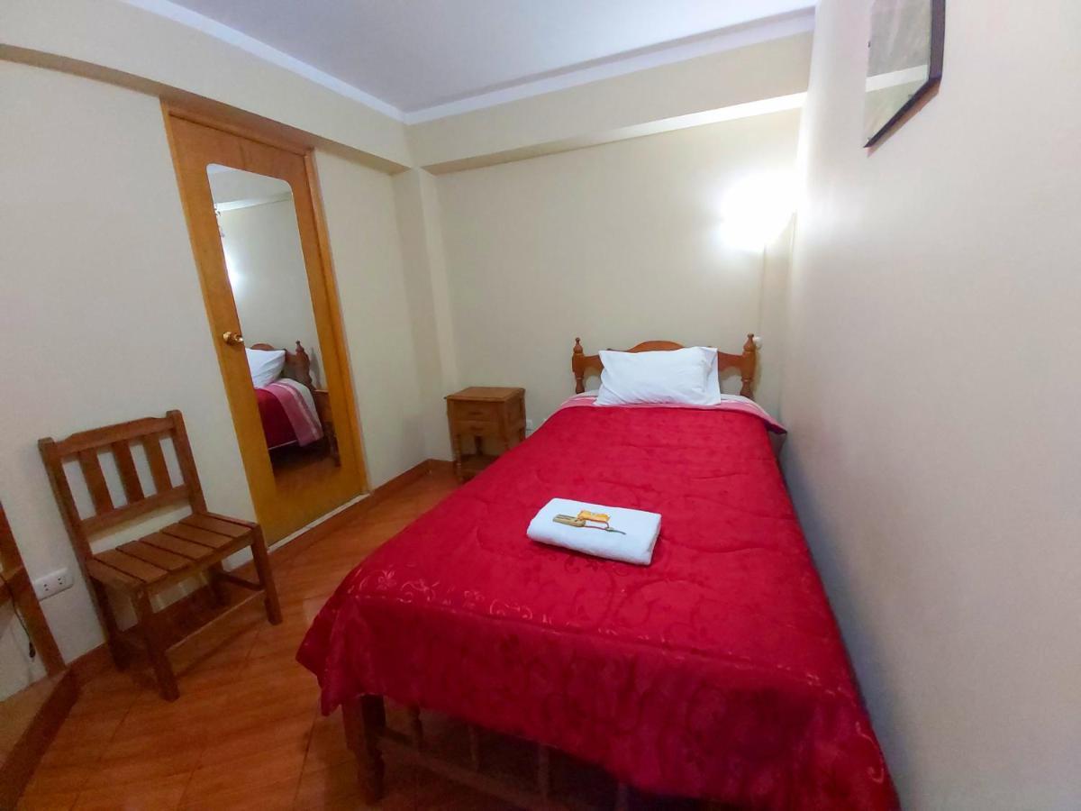 Lhotse Hostel B&B อัวรัซ ภายนอก รูปภาพ
