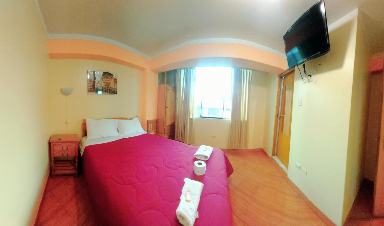 Lhotse Hostel B&B อัวรัซ ภายนอก รูปภาพ