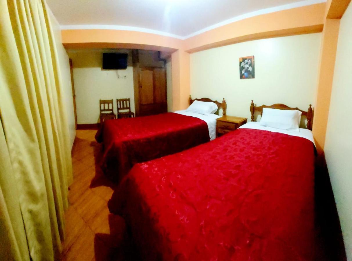 Lhotse Hostel B&B อัวรัซ ภายนอก รูปภาพ