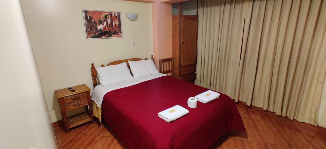 Lhotse Hostel B&B อัวรัซ ภายนอก รูปภาพ