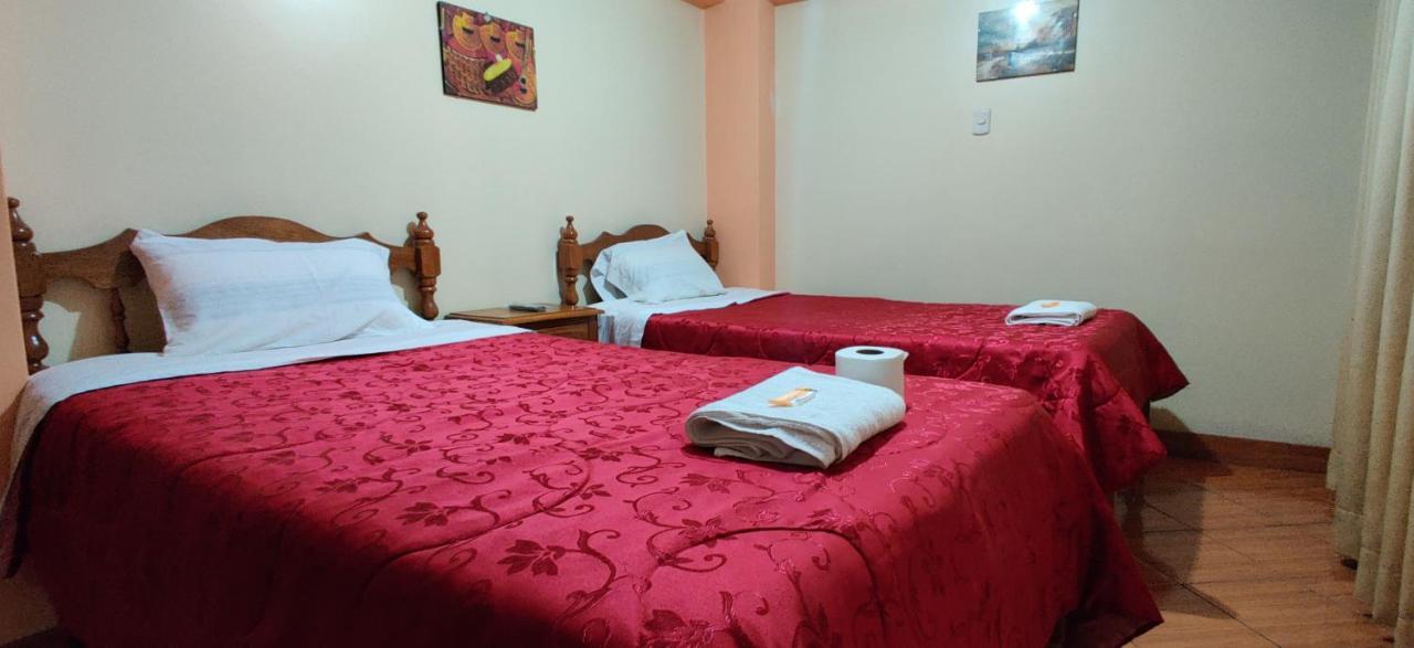 Lhotse Hostel B&B อัวรัซ ภายนอก รูปภาพ