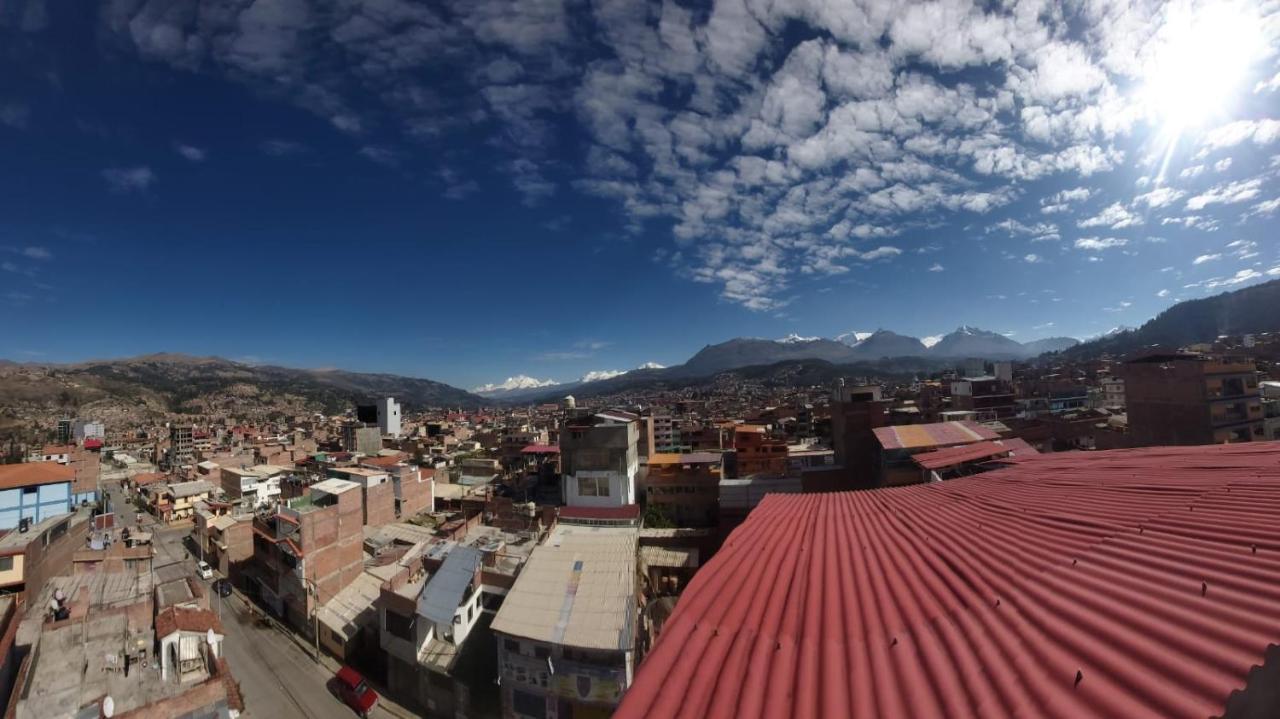 Lhotse Hostel B&B อัวรัซ ภายนอก รูปภาพ