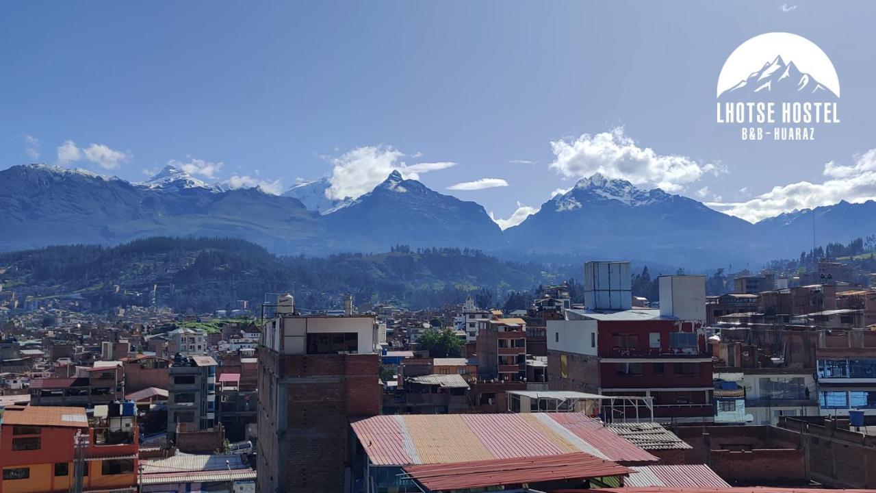 Lhotse Hostel B&B อัวรัซ ภายนอก รูปภาพ