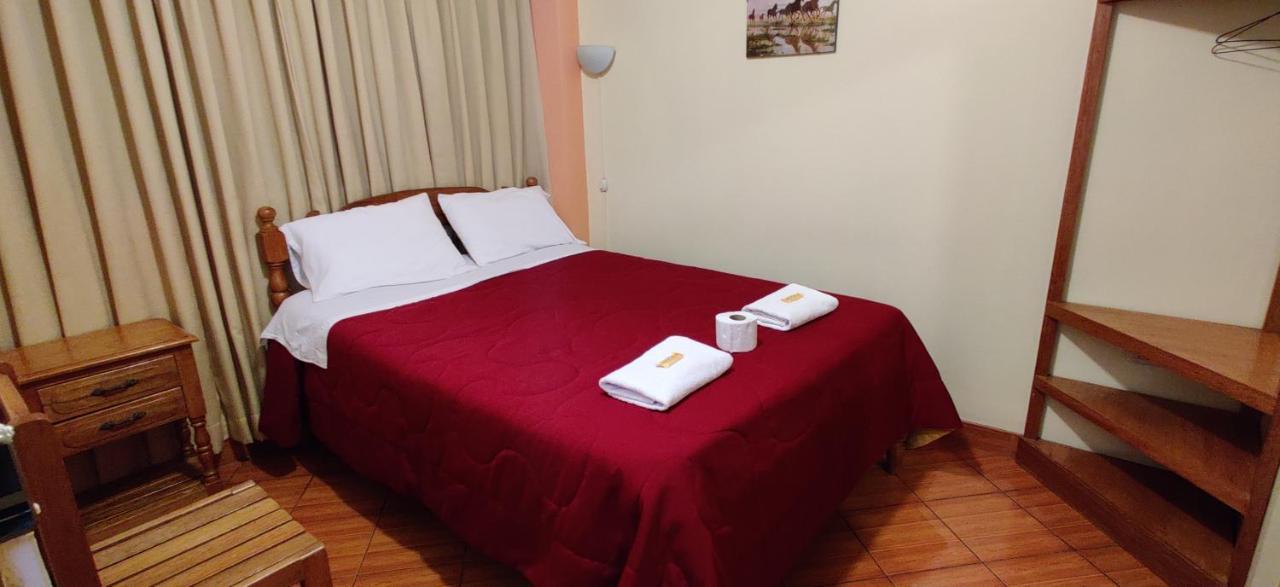 Lhotse Hostel B&B อัวรัซ ภายนอก รูปภาพ