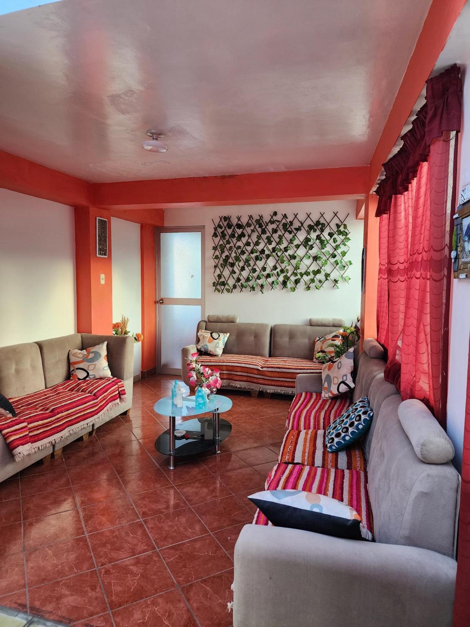 Lhotse Hostel B&B อัวรัซ ภายนอก รูปภาพ